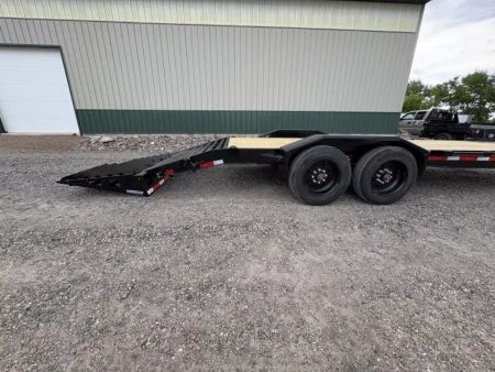 New 2025 22' - 18k Diamond C LPX 208 Equipment Trailer