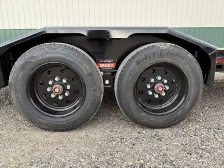 New 2025 22' - 18k Diamond C LPX 208 Equipment Trailer