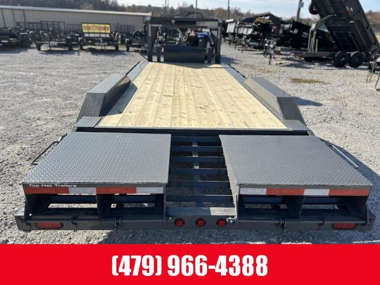 17.5K Equipment Flatbed Trailer photo 4