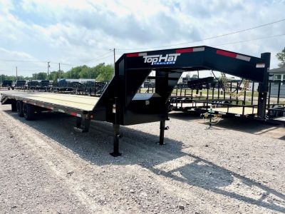 New 2026 Top Hat Trailers GN240-Super Singles Flatbed Trailer