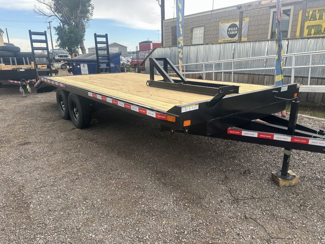 New 2025 Currahee Trailers deckoverbp Deckover Trailer