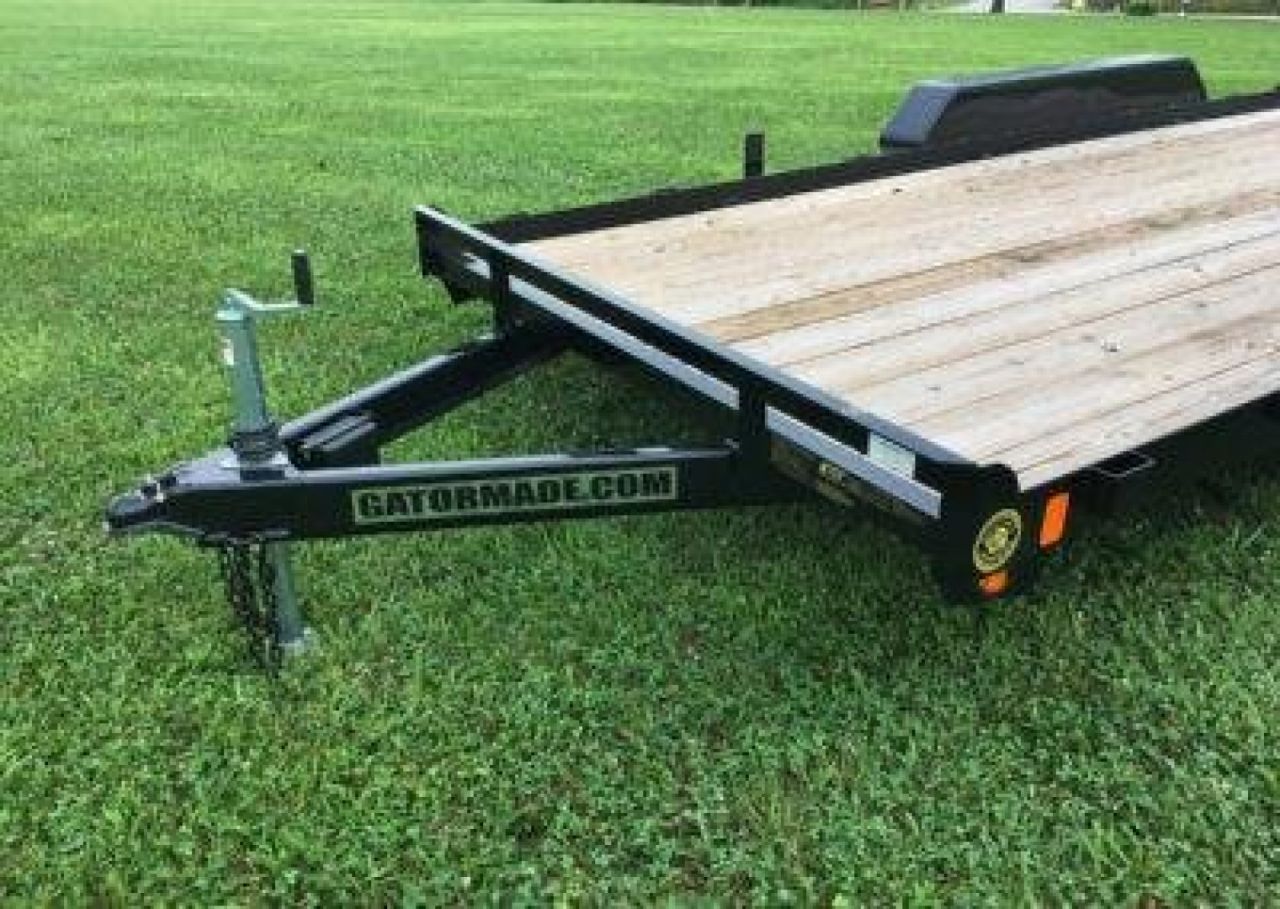 New 2022 and 2021 Gatormade Trailers 18 Foot Lowboy Car Hauler Car / Racing Trailer