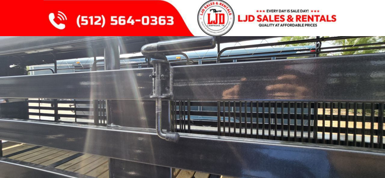 New 2025 Delco - Gooseneck Livestock Trailer 6'8 X 24' - 14 Ply Tires