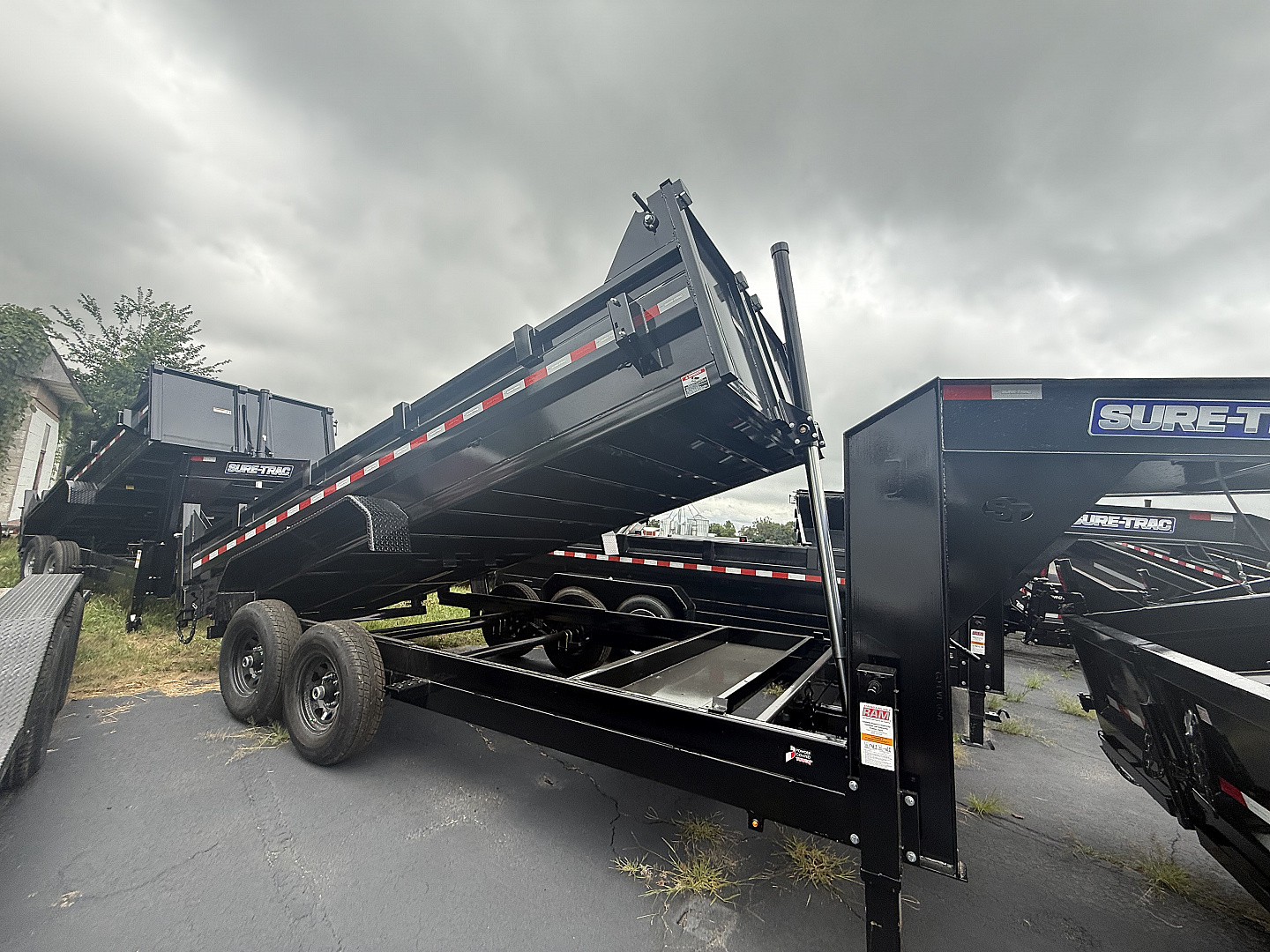 New 2025 Sure-Trac 82X16 GOOSENECK 14K Dump Trailer