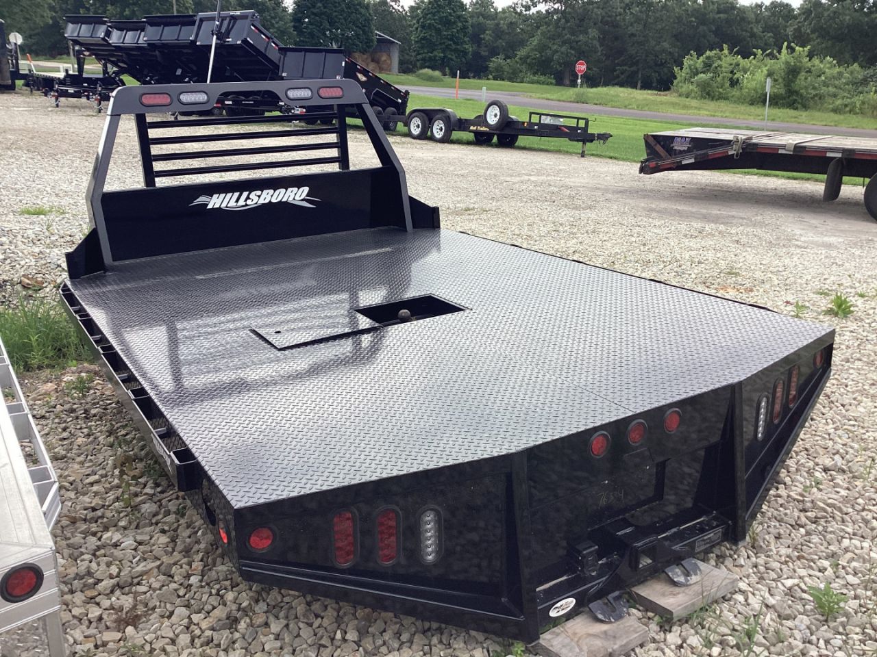 New 2026 Hillsboro GI Fits Dually, Cab N Chassis 84" Trucks