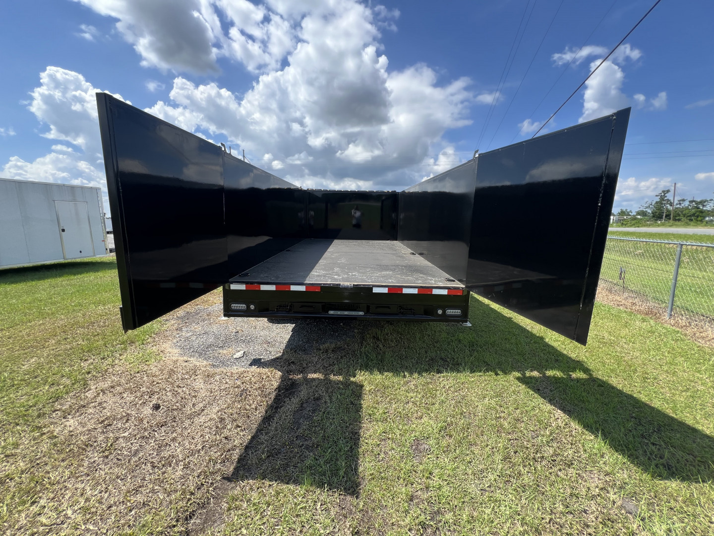 New 2027 Panther Cargo 8.5x16 Gooseneck Dump Trailer – 16K GVWR | Heavy-Duty Contractor Trailer