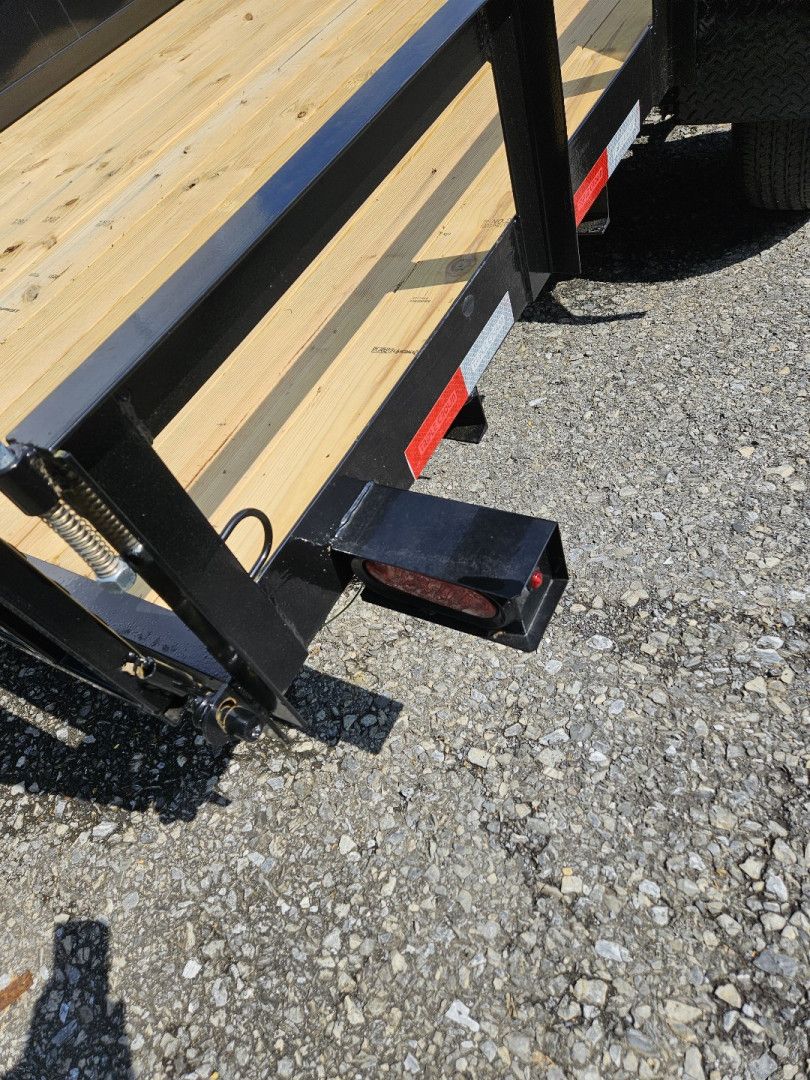 2025 7×18 Utility Trailer photo 5
