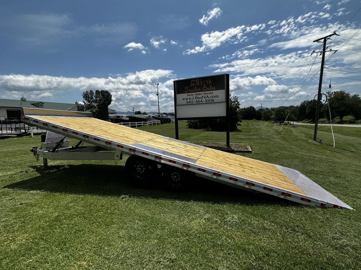 New 2026 Nordtek HD 102x24 DECKOVER TILT Equipment Trailer