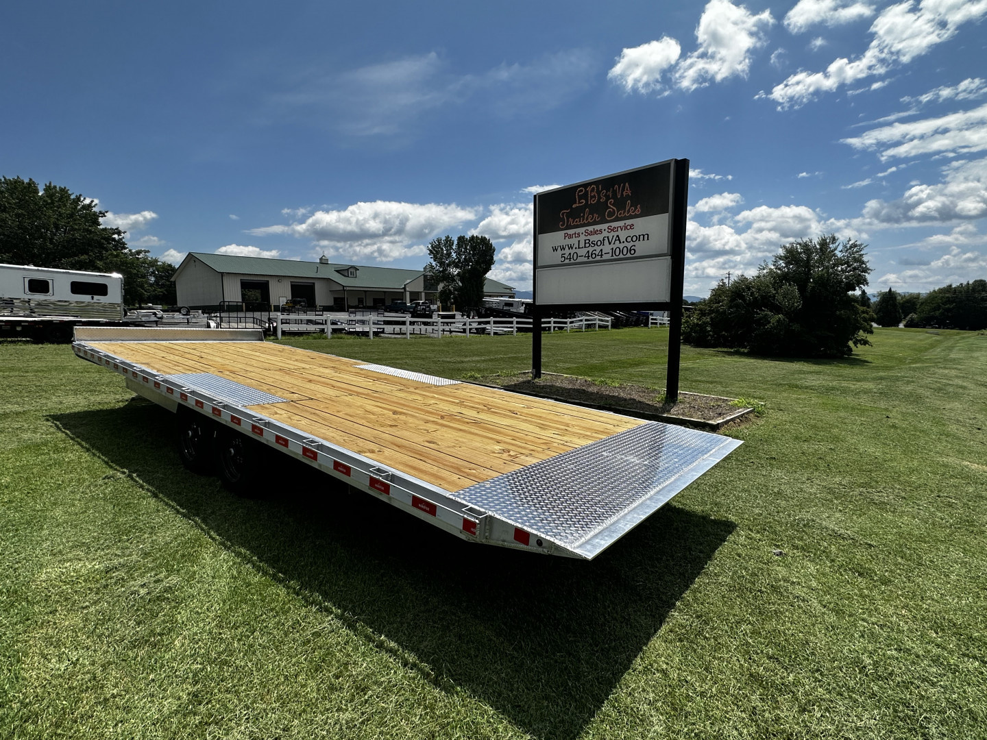 New 2026 Nordtek HD 102x24 DECKOVER TILT Equipment Trailer