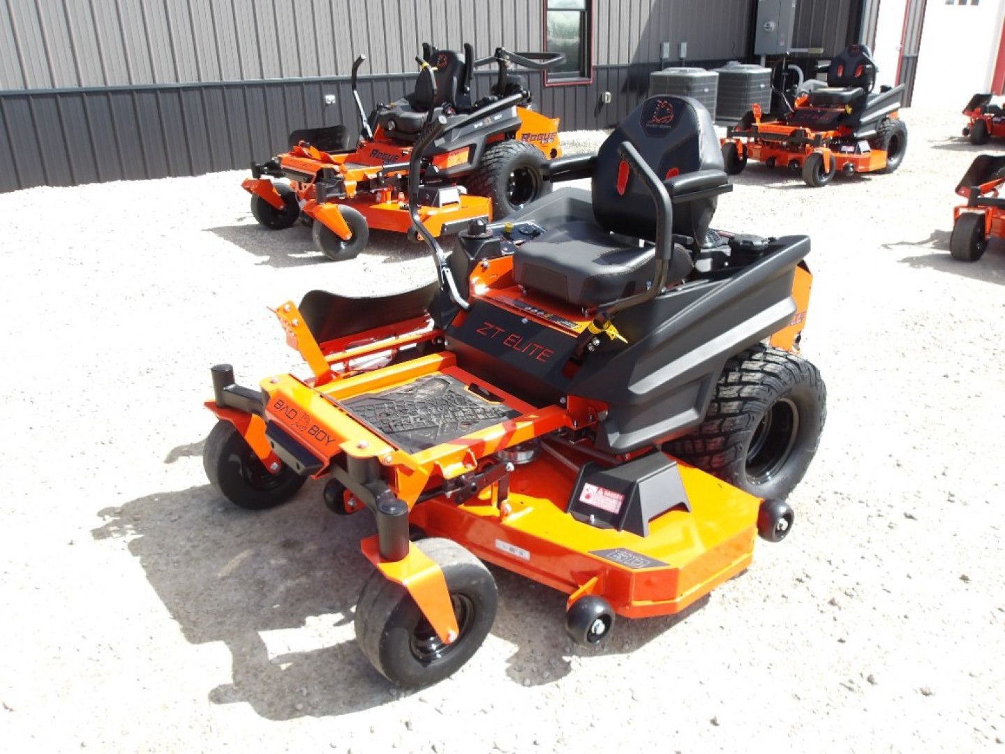 New Bad Boy BZS60FR730 - ZT Elite 60" Kawasaki FR730V 24HP Lawn Mowers