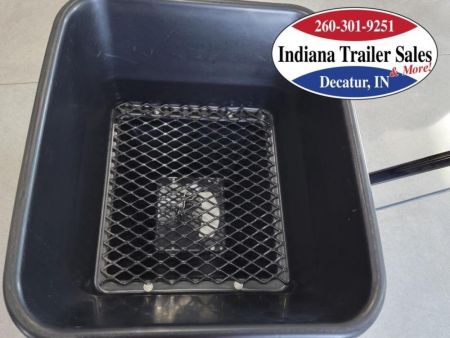 New BUYERS SaltDogg Bulk Salt Walk Behind Broadcast Spreader Salt Spreader