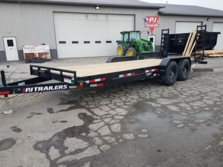 New 2025 PJ Trailers CD222