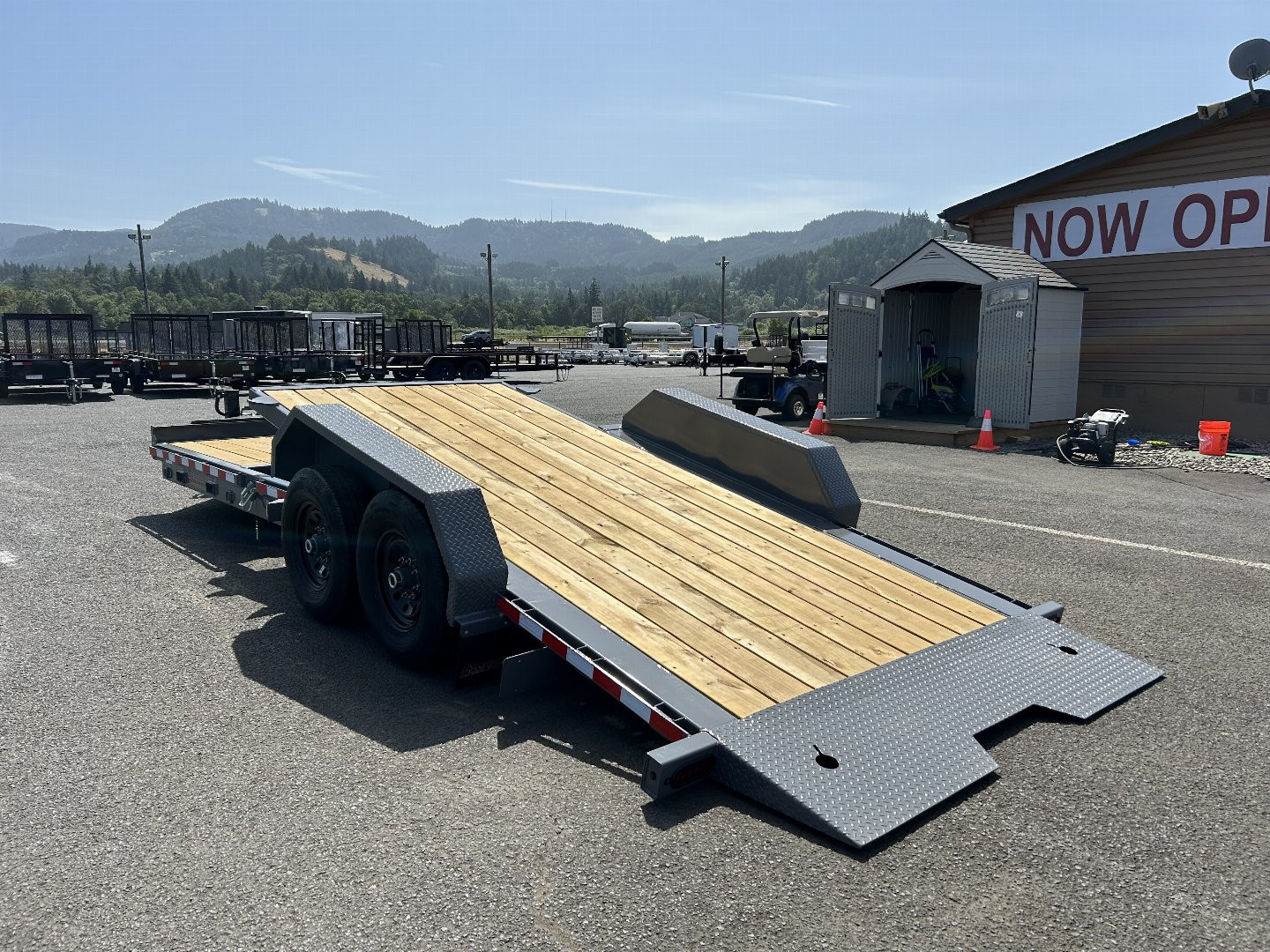 New 2025 Midsota 7x22 Split Tilt Equipment Trailer 15.4K GVWR