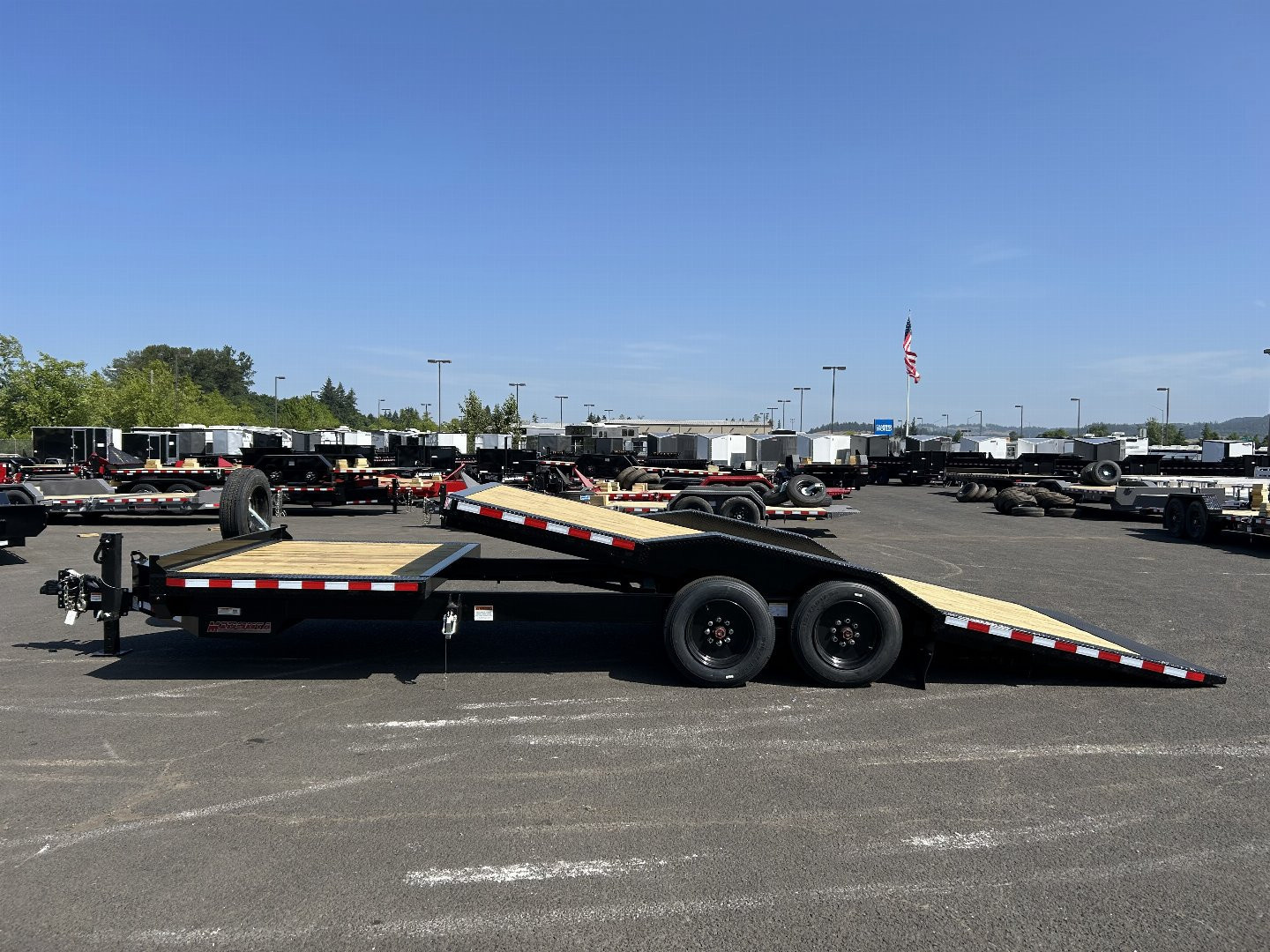 New 2025 MIDSOTA 8.5x24 (18+6) 17.6K GVWR Split Tilt Equipment Trailer
