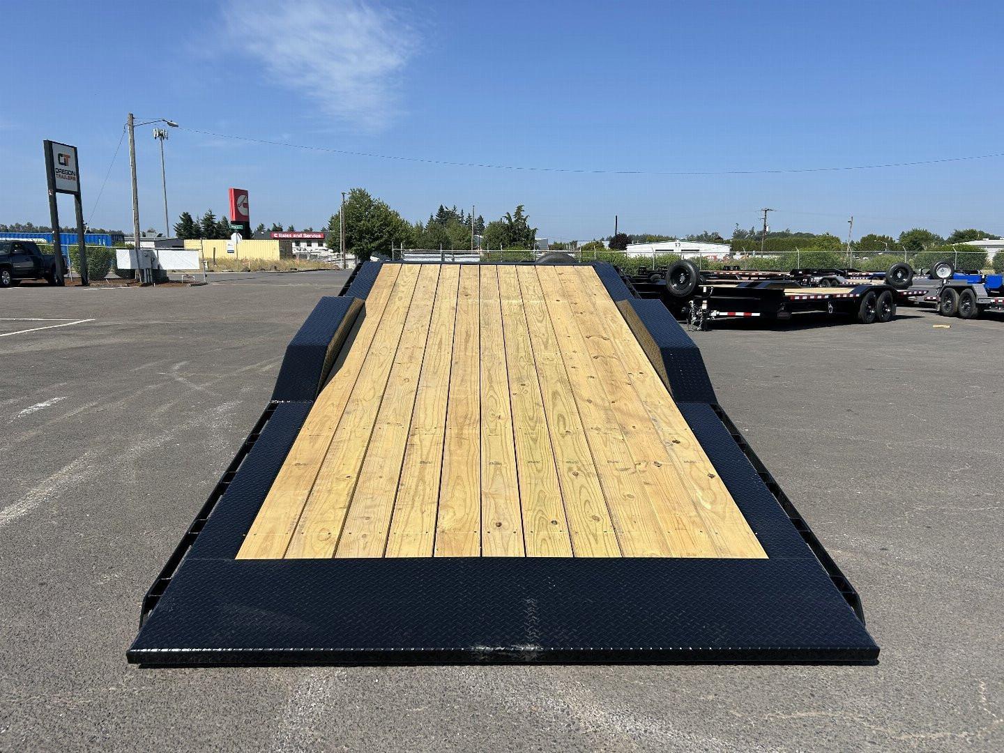 New 2025 MIDSOTA 8.5x24 (18+6) 17.6K GVWR Split Tilt Equipment Trailer
