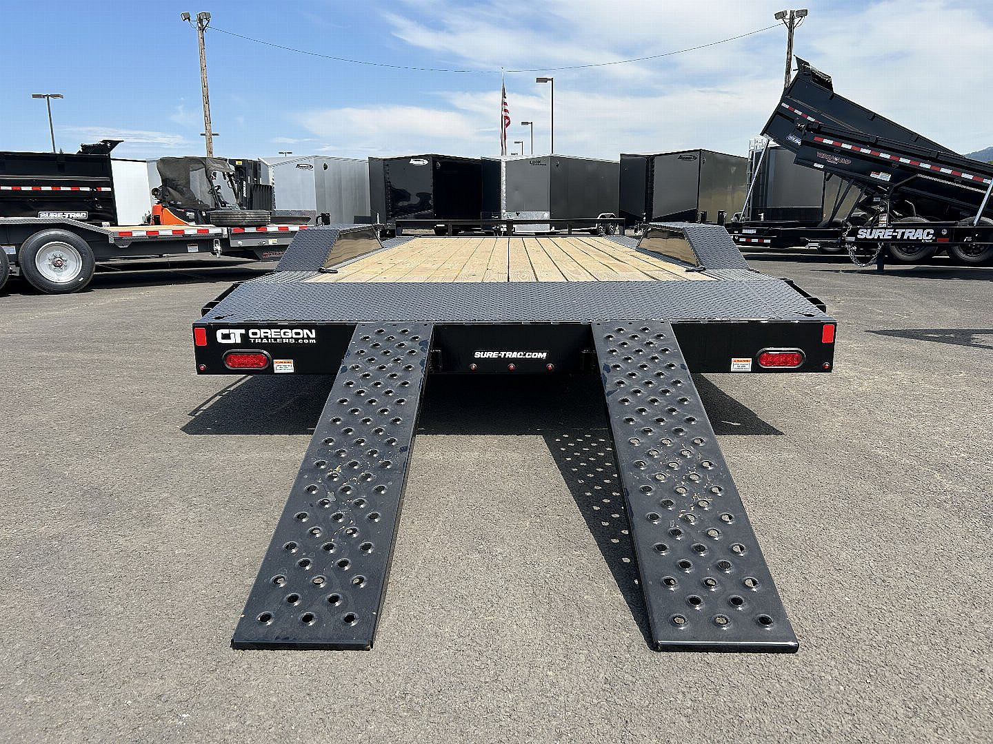 New 2025 Sure-Trac 8.5x18 Car Hauler Drive Over Fenders 10K GVWR