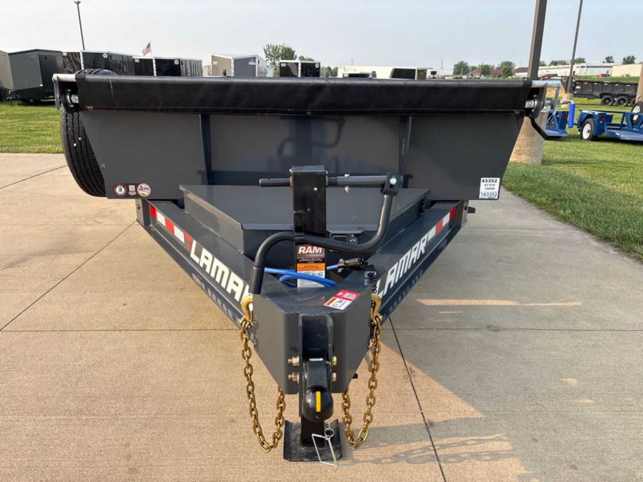 New 2026 Lamar Trailers DL831627-24 Dump Trailer