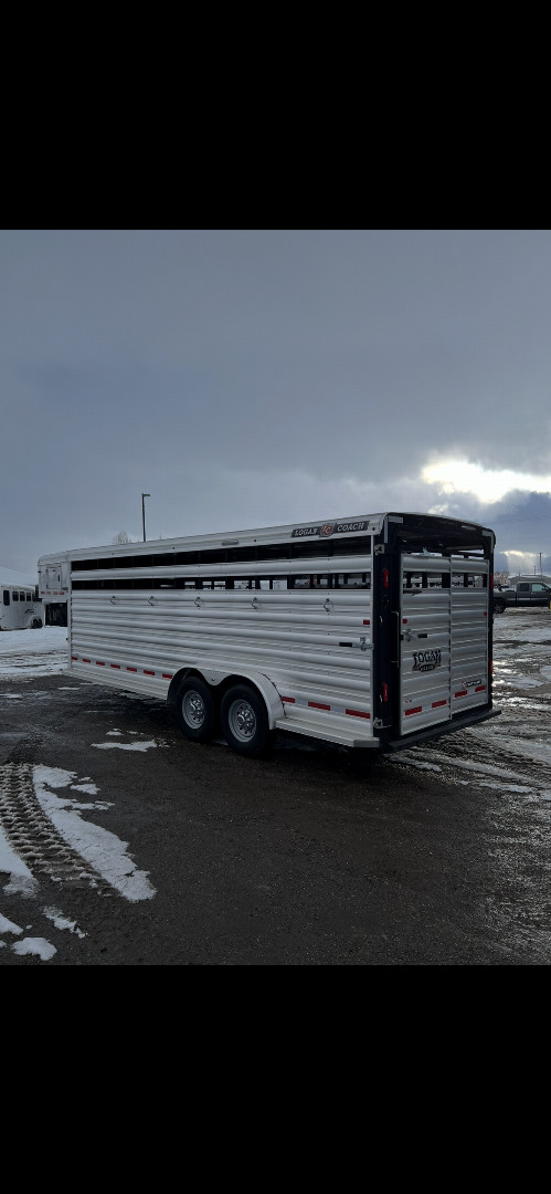 New 2025 Logan Coach 20' Cattleman