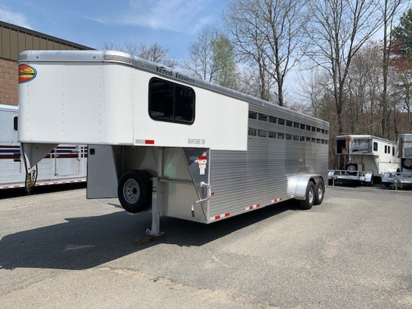 New 2026 Sundowner Trailers Rancher 24 TR Horse Trailer