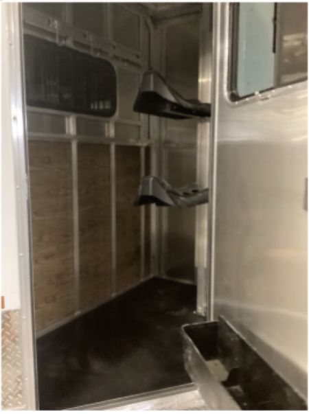 New 2025 Frontier Trailers 2h D/room Horse Trailer