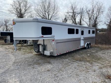 New 2023 Sundowner Trailers 6H/ head to head Horse Trailer