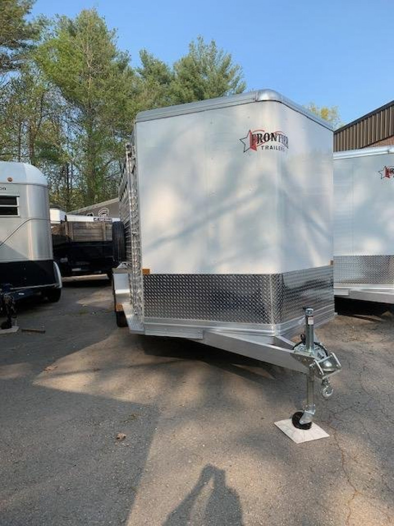 New 2025 FRONTIER TRAILERS Stock Bumper Pull Horse Trailer