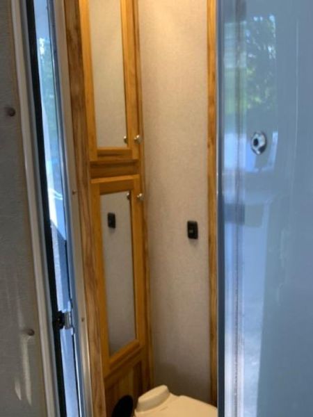 New 2027 Sundowner Trailers 206Sundowner Santa Fe 3H Slant With LQ Horse Trailer