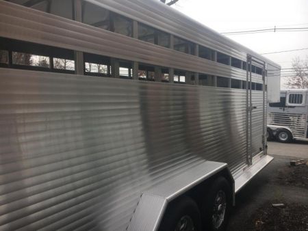New 2023 Sundowner Trailers Rancher GN 720 Livestock Trailer