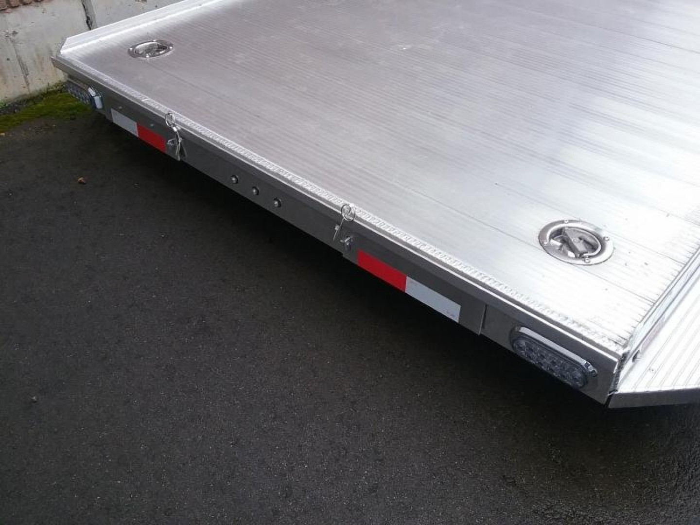 New 2023 Sundowner Trailers Car Hauler / Car Racing Trailer