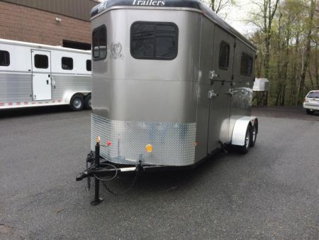 New 2023 Cotner Trailers Inc. Royal d/r side unload Horse Trailer