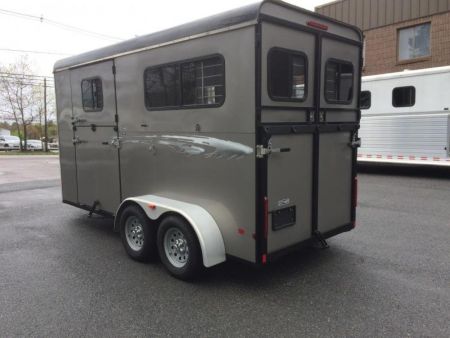 New 2023 Cotner Trailers Inc. Royal d/r side unload Horse Trailer
