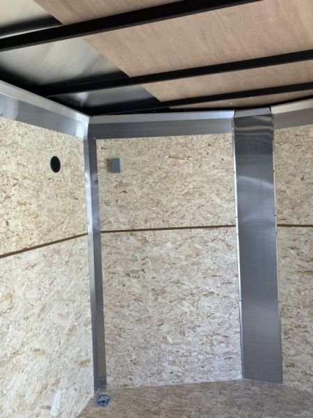 New 2023 iTi Cargo Traile Enclosed Cargo Trailer
