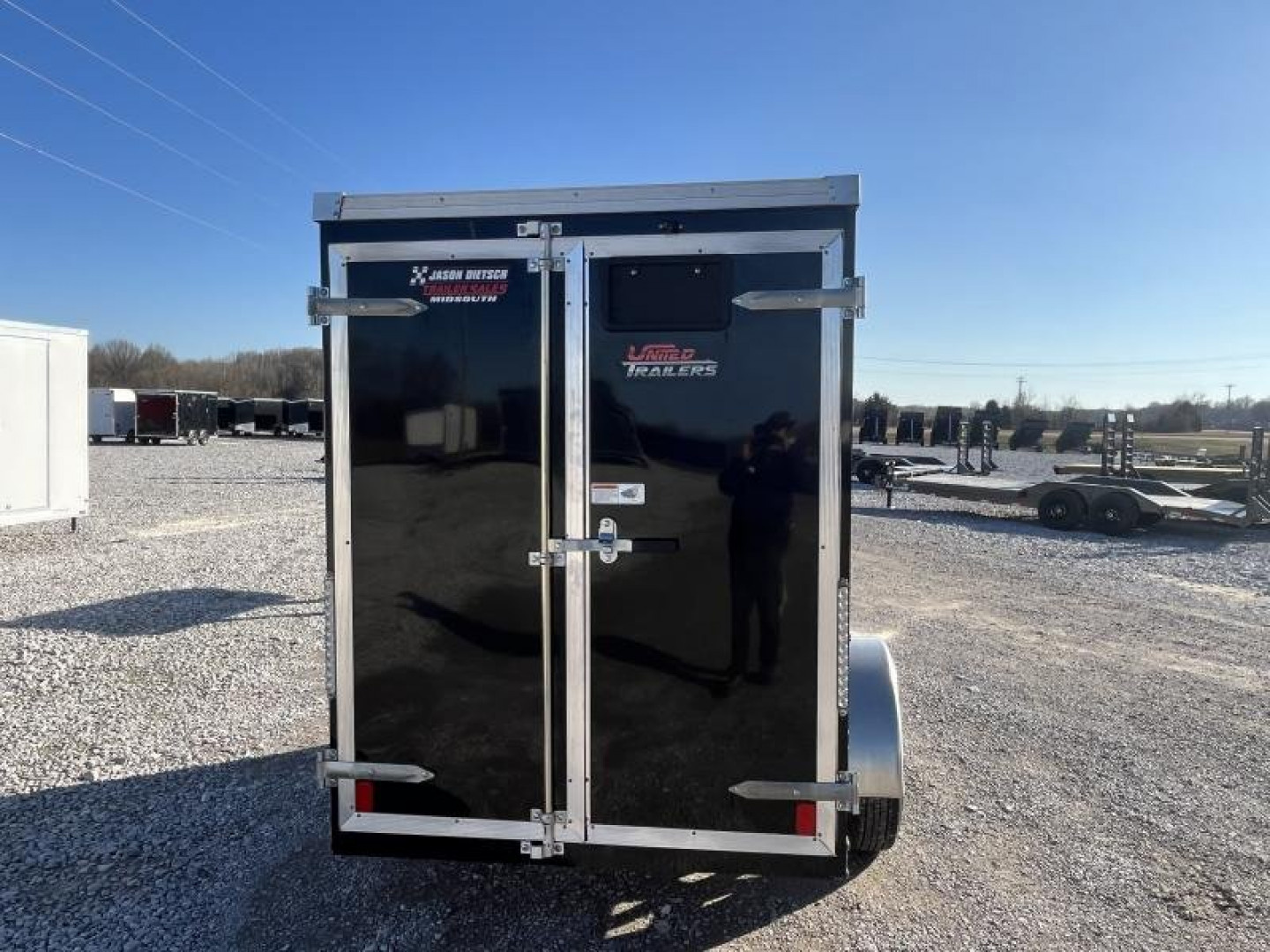 New 2024 United Trailers UJ-58SA30 Cargo / Enclosed Trailer