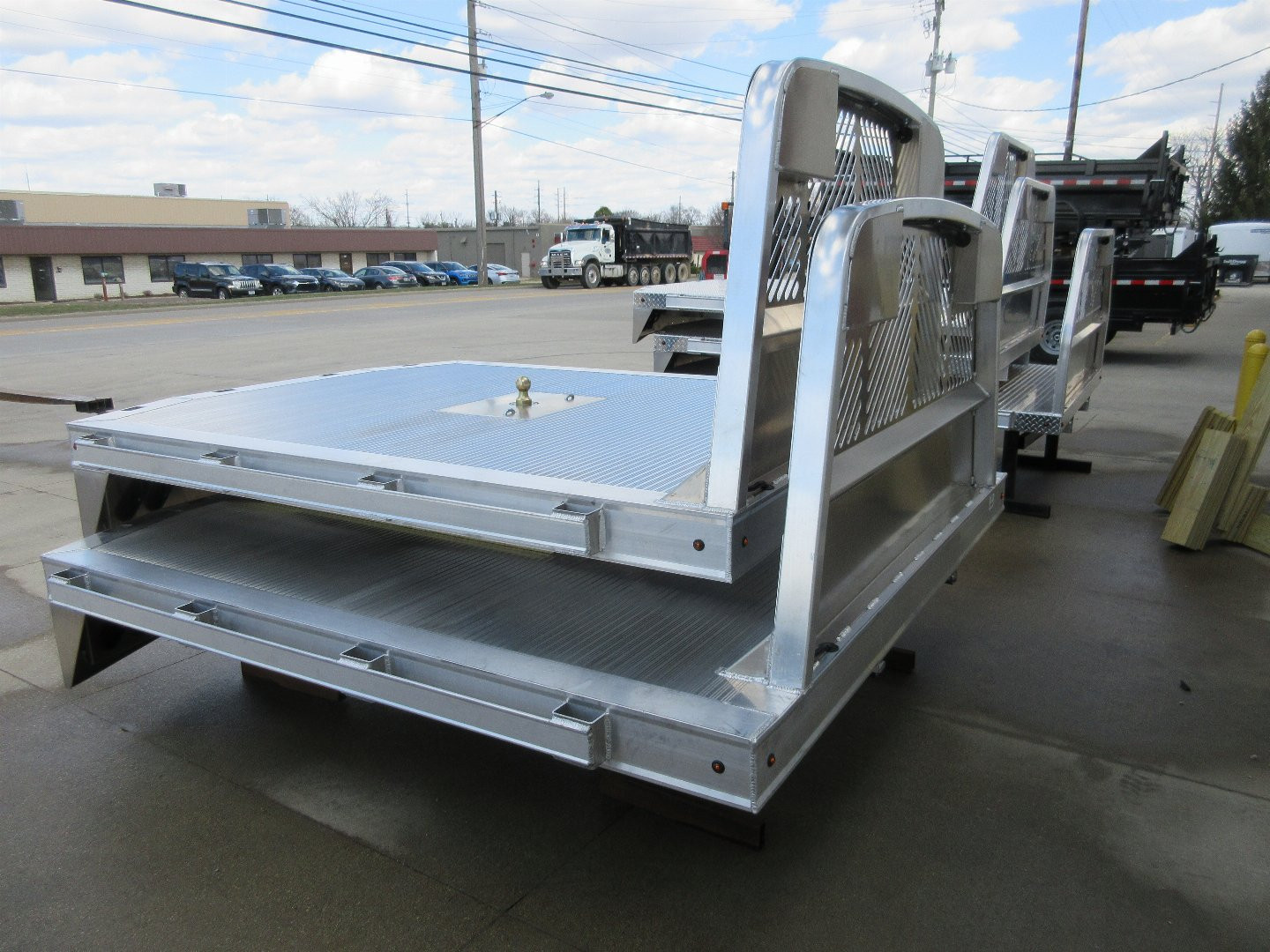 2025 Tuff Truck Bodies photo 4