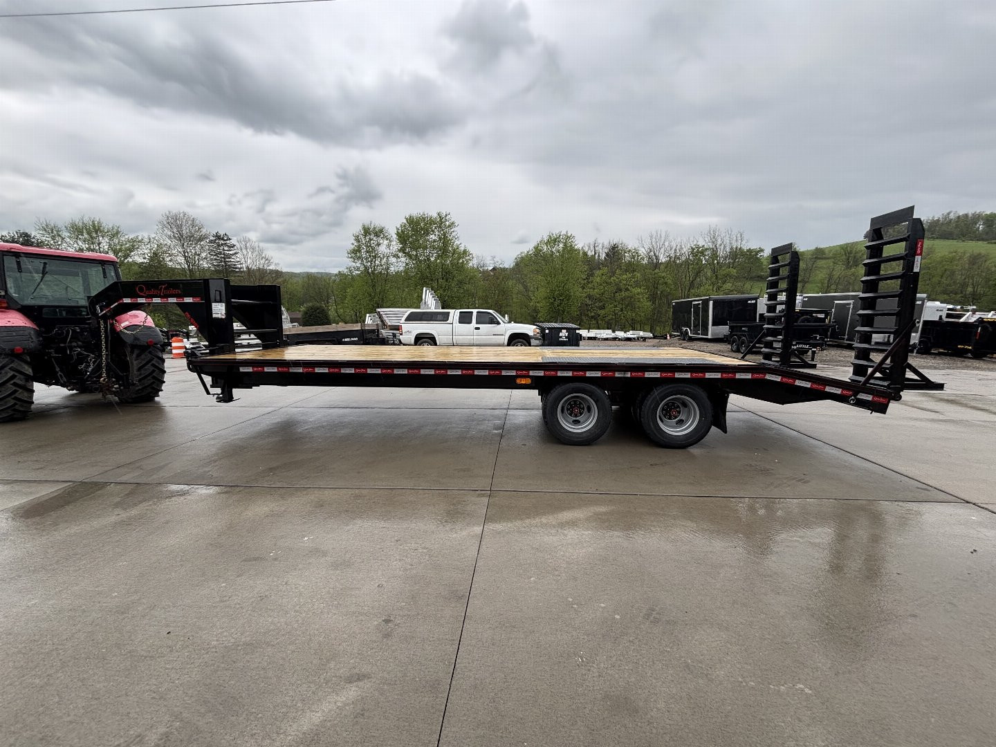 New 2027 Quality Trailers 25' Gooseneck (20' + 5' Pop Up Dove Tail) Pro Series - Tandem Dual - 25000# GVWR