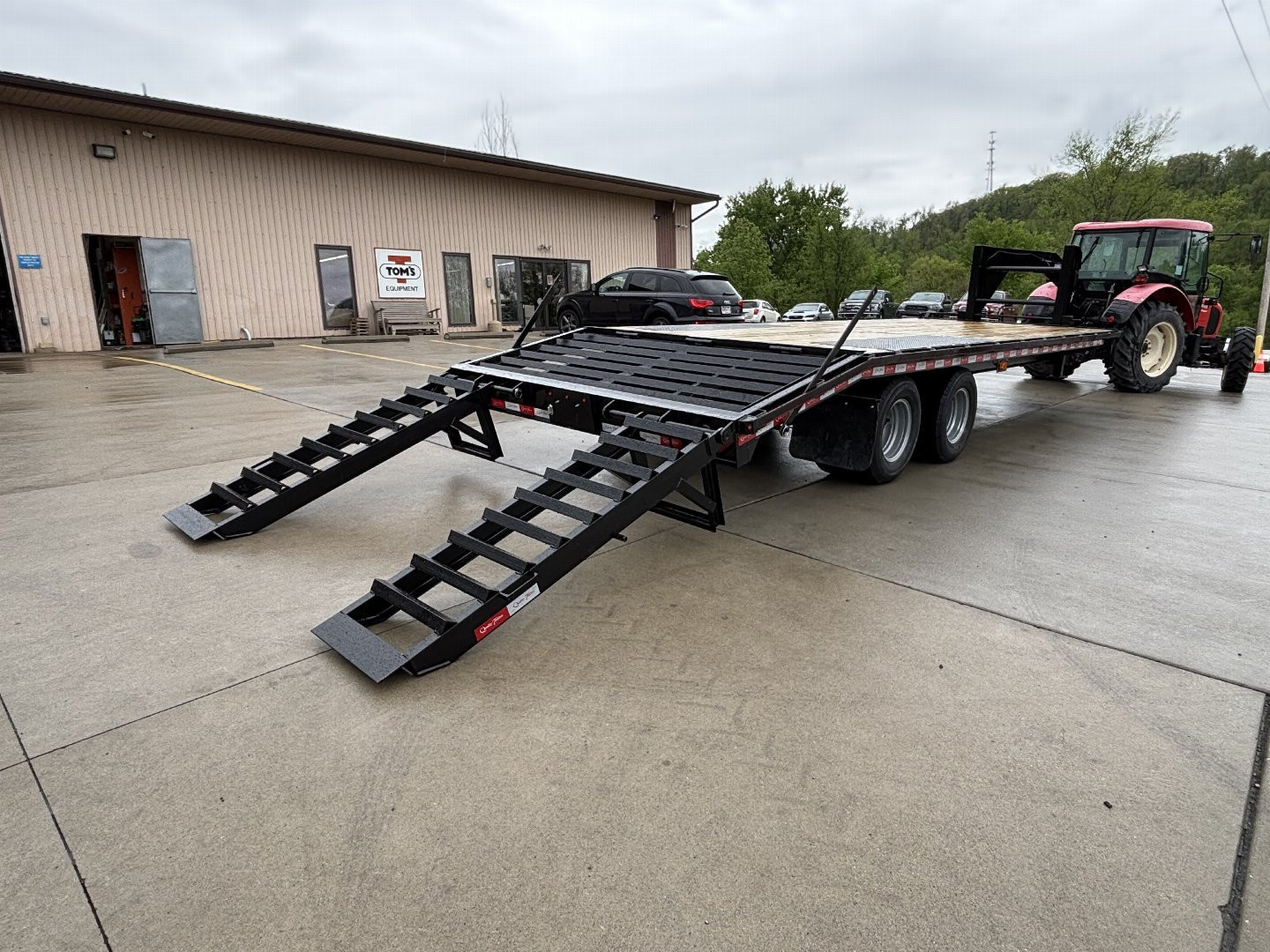 New 2027 Quality Trailers 25' Gooseneck (20' + 5' Pop Up Dove Tail) Pro Series - Tandem Dual - 25000# GVWR
