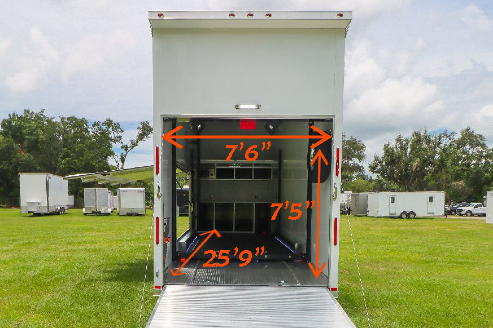 New 2026 inTech Trailers 8.5X28 Stacker