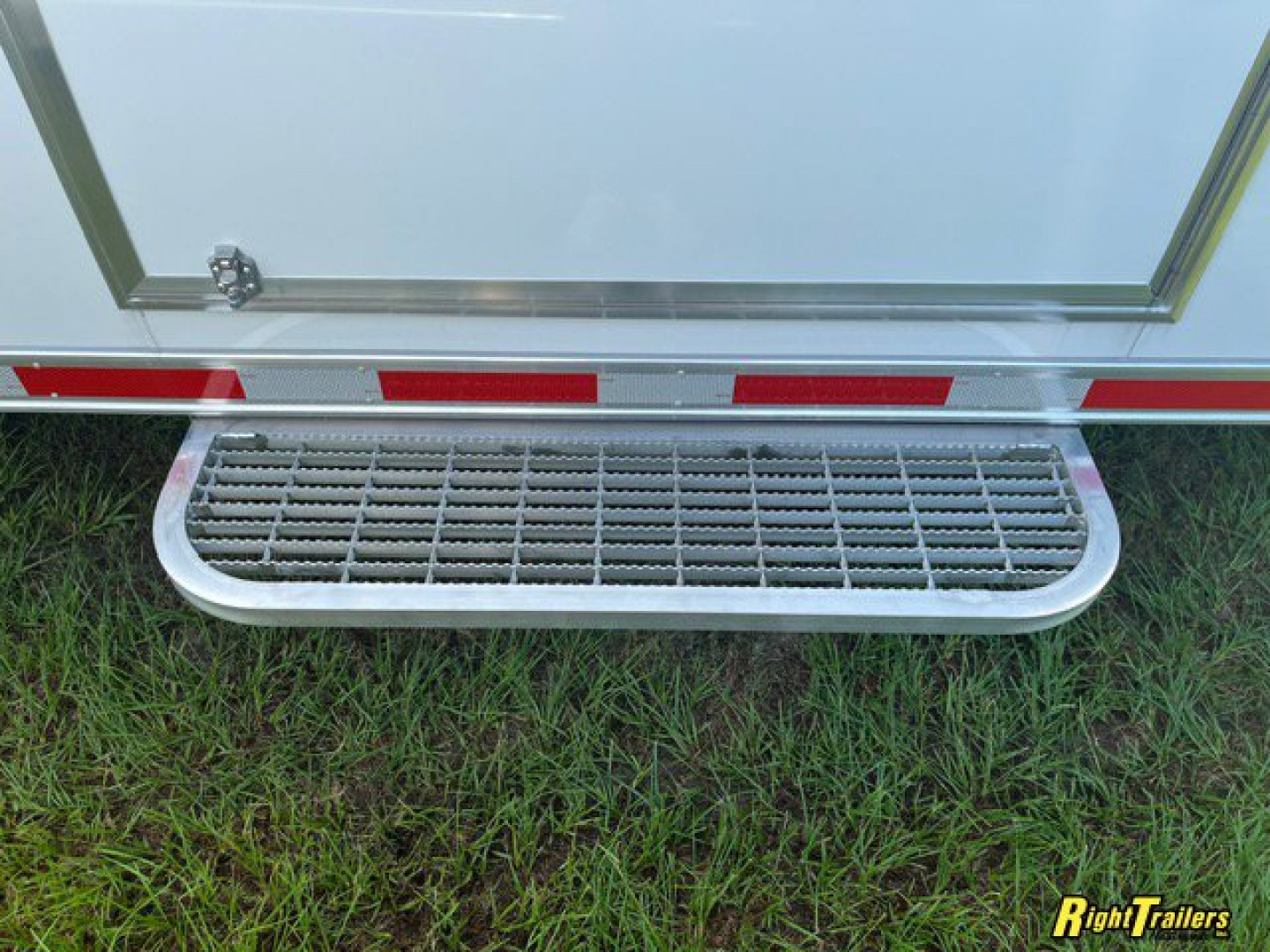 New 2027 inTech Trailers 8.5x32 Race Trailer Car / Racing Trailer