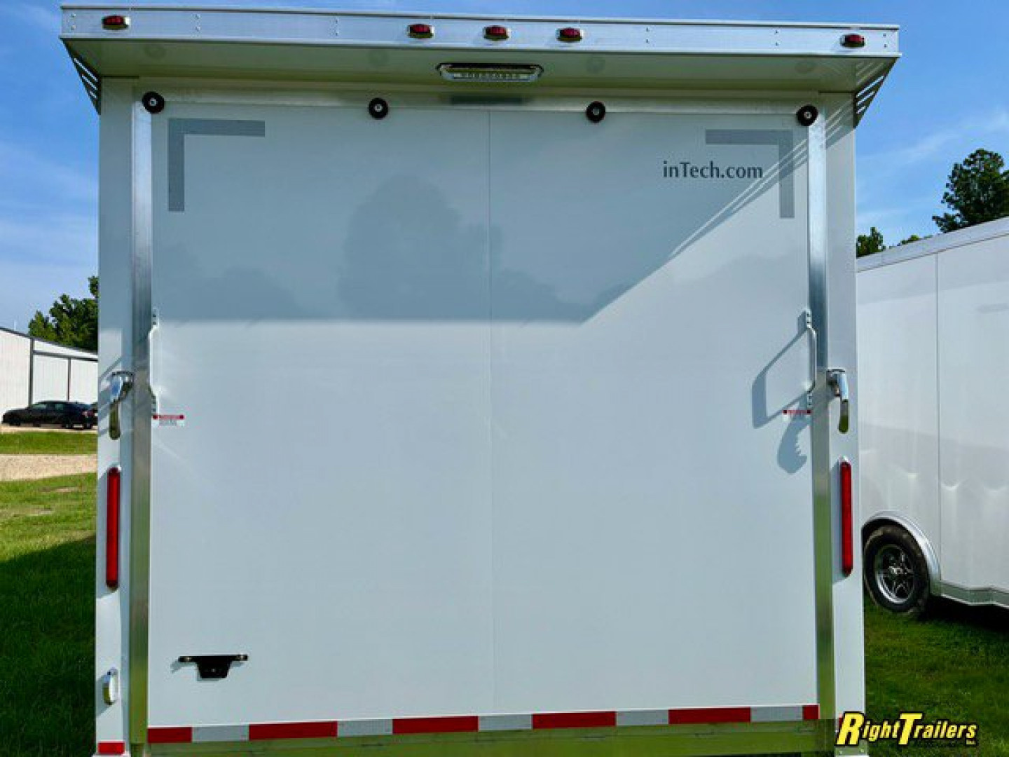 New 2027 inTech Trailers 8.5x32 Race Trailer Car / Racing Trailer
