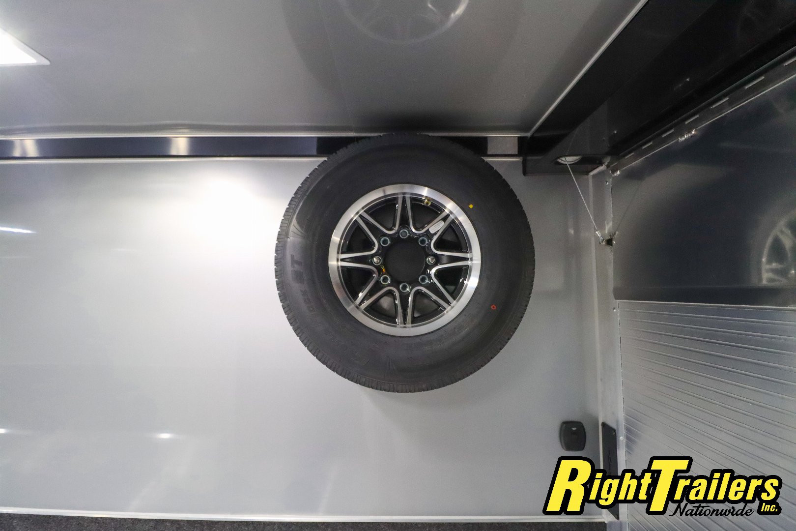 New 2027 inTech Trailers 8.5x32 Race Trailer Car / Racing Trailer