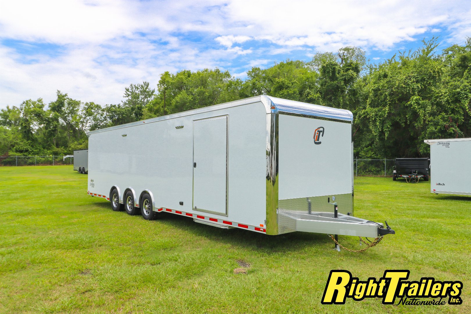 New 2027 inTech Trailers 8.5x32 Race Trailer Car / Racing Trailer