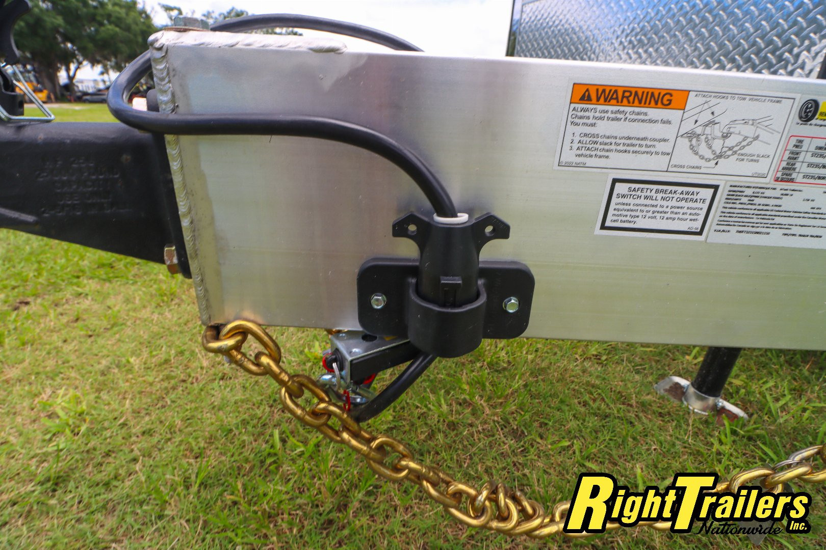 New 2027 inTech Trailers 8.5x32 Race Trailer Car / Racing Trailer
