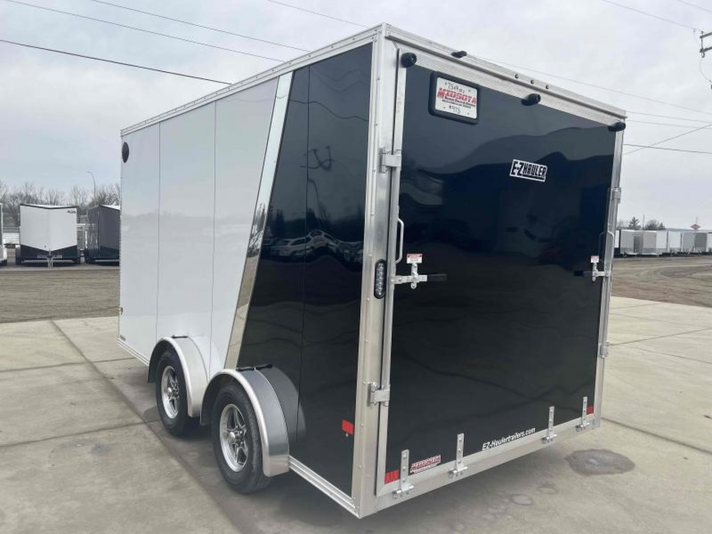 2024 E-Z Hauler photo 8