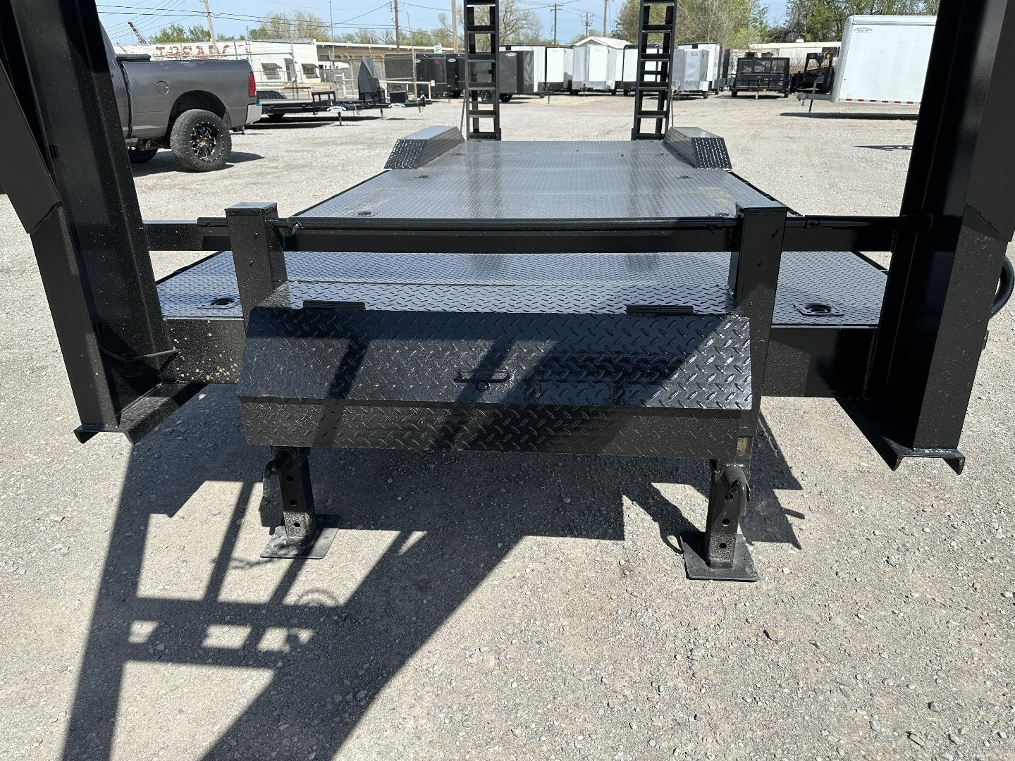 New 2026 Road Boss 102x24 Gooseneck Lowstyle Drive Over Fenders 8ks Equipment Trailer