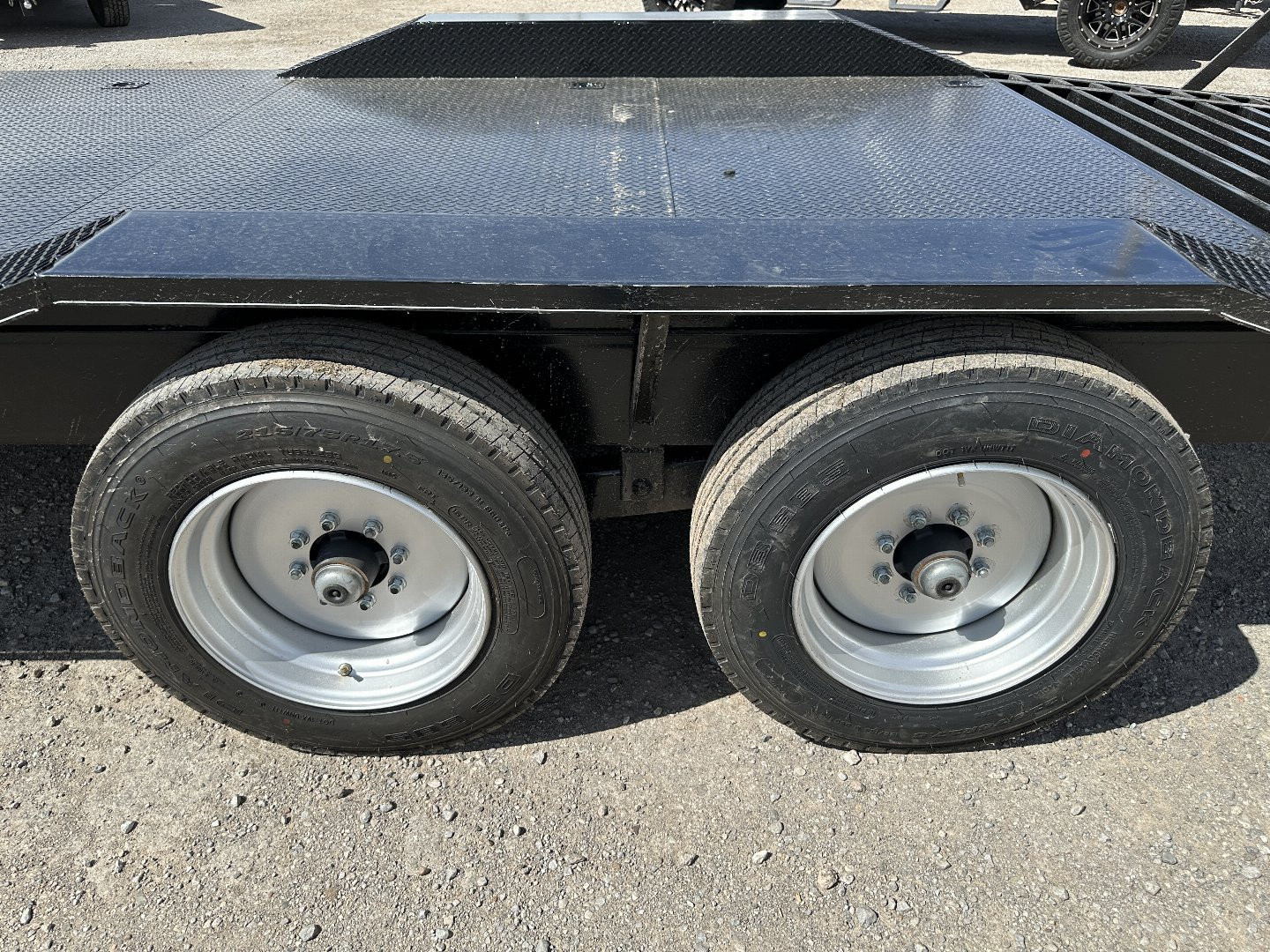 New 2026 Road Boss 102x24 Gooseneck Lowstyle Drive Over Fenders 8ks Equipment Trailer