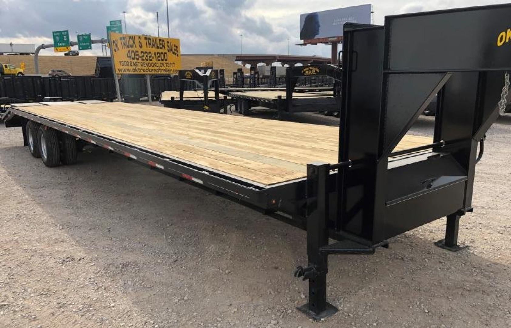 New 2026 Road Boss 35' Tandem Dual Gooseneck with Combo Dove tail Equipment Trailer