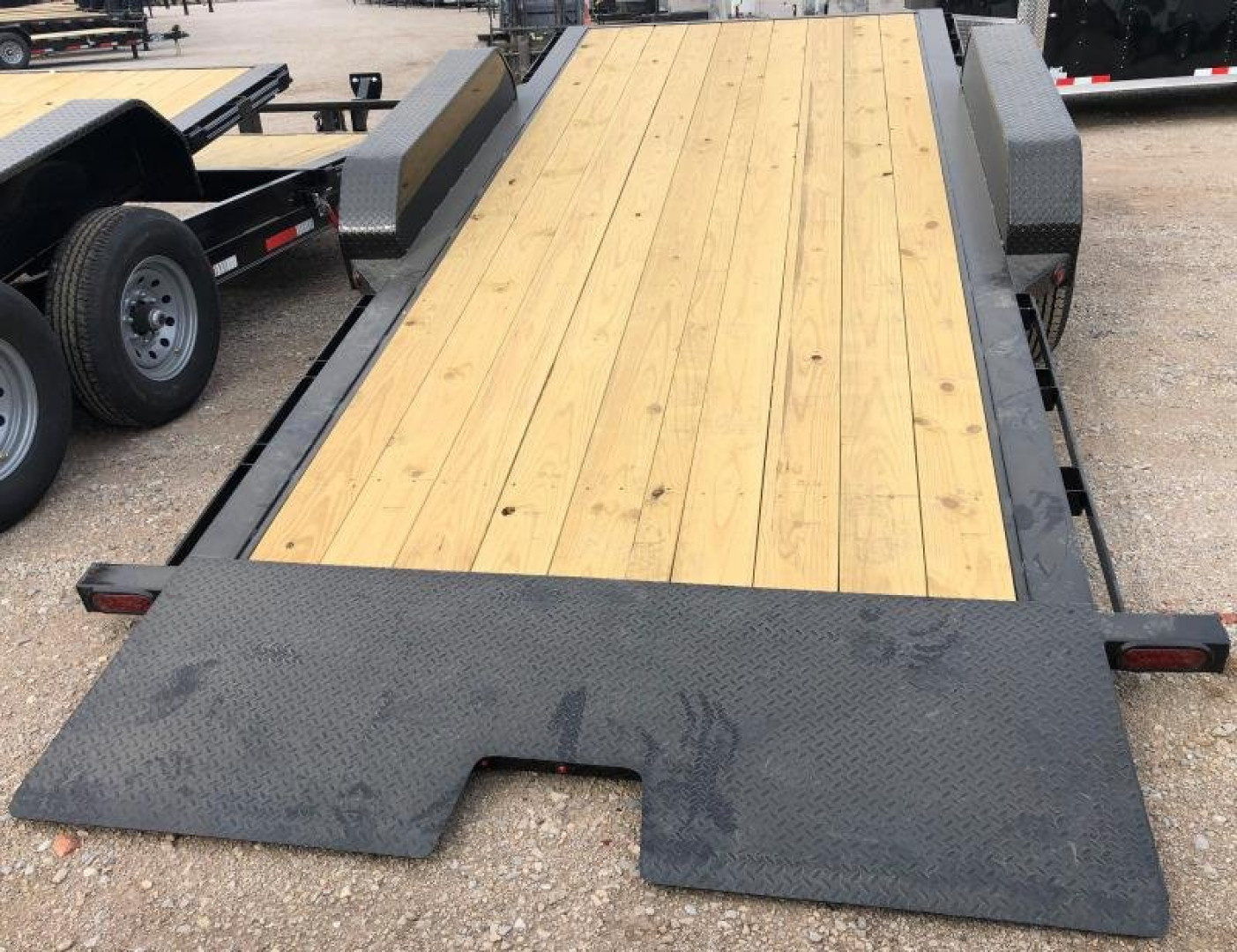 New 2026 East Texas Trailers 20' 7k lb axles 16' +4' Tilt Trailer