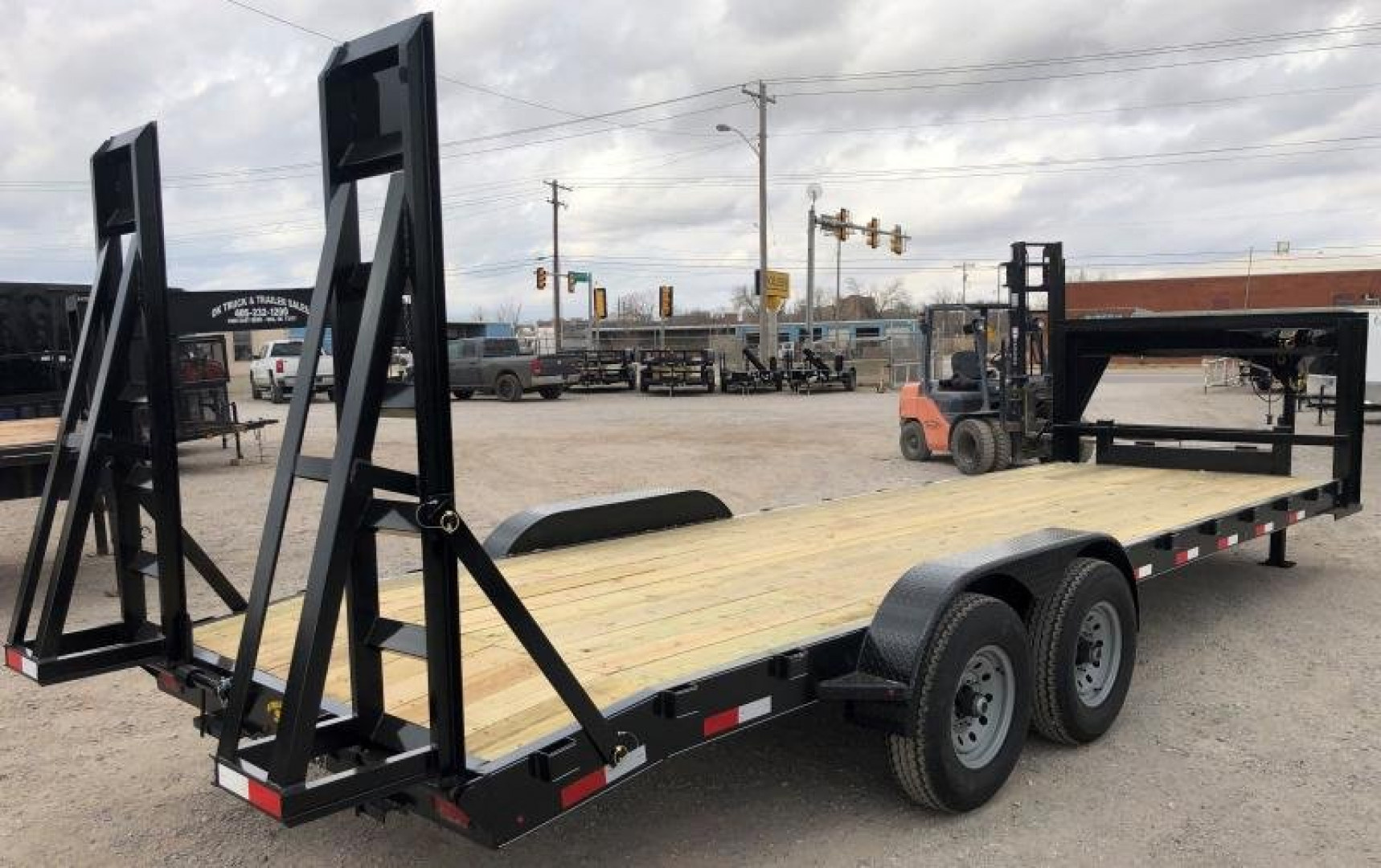 New 2026 Road Boss 83"x24' Tandem Axle Gooseneck No Rail Stand Up Ramp Equipment Trailer