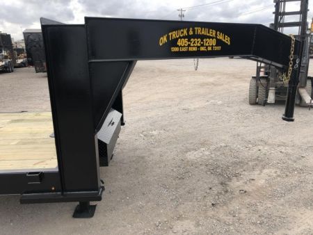 New 2026 Road Boss 83"x24' Tandem Axle Gooseneck No Rail Stand Up Ramp Equipment Trailer