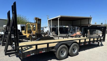 New 2026 Road Boss 83x24 Gooseneck Lowstyle Pipe rail Equipment Trailer